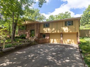 409 Spring Valley Rd, Columbia, MO 65203