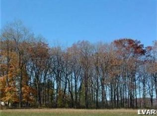 5430 Manchester Pl, Slatington, PA 18080