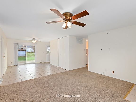 4th image of 10215 Huntington Ct