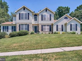 785 Harvest Dr, Harrisburg, PA 17111