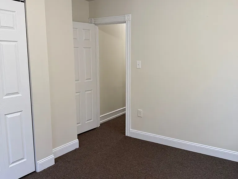 6133 Elmwood Ave — Photo 11