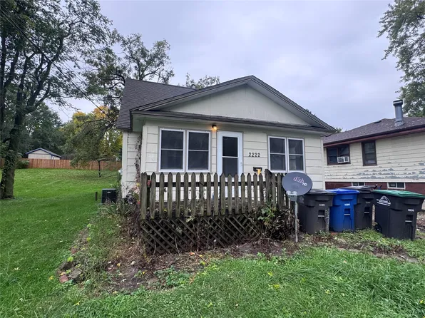 2222 SW 1st St, Des Moines, IA 50315