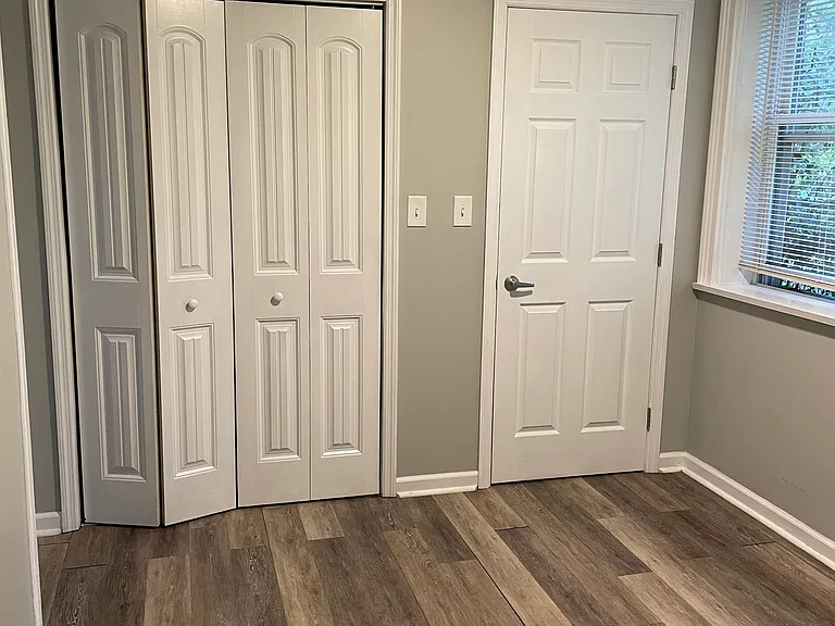 Bowwood Dr — Photo 10