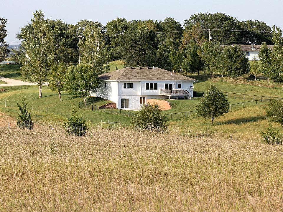 2nd image of 24113 Ives Ave
