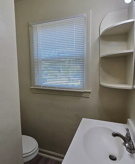 3351 E Clinton Ave — Photo 9