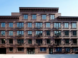 196 Macon St #4D, Brooklyn, NY 11216