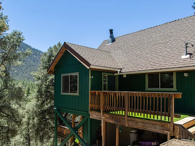 2235 Ironwood Dr — Photo 3
