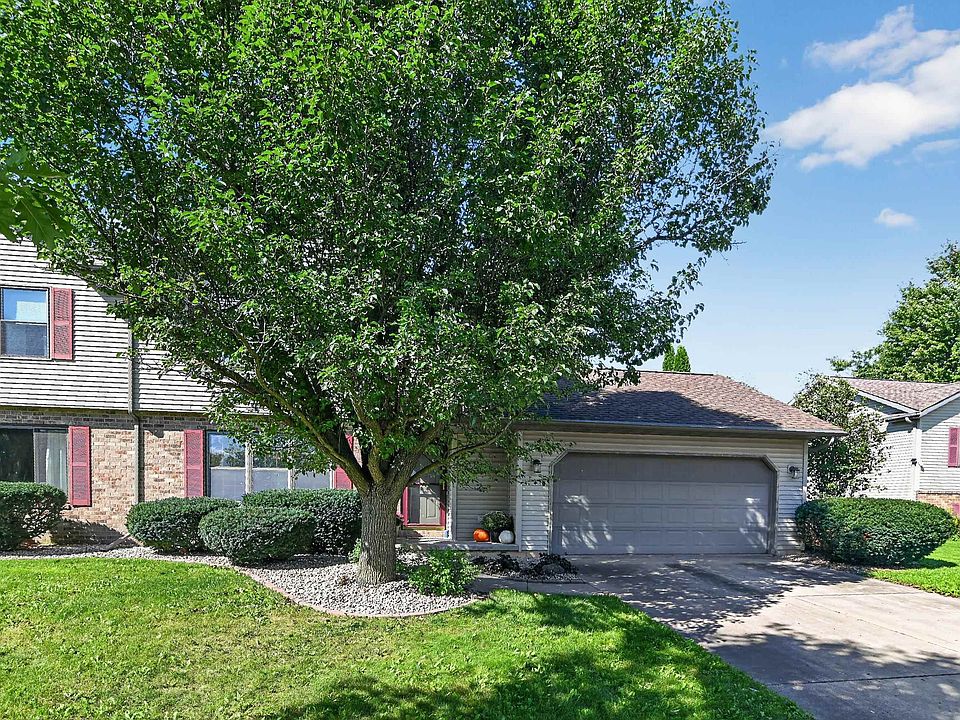 1st image of 818 Edgemore Dr