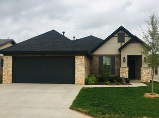 2304 103rd St, Lubbock, TX 79423