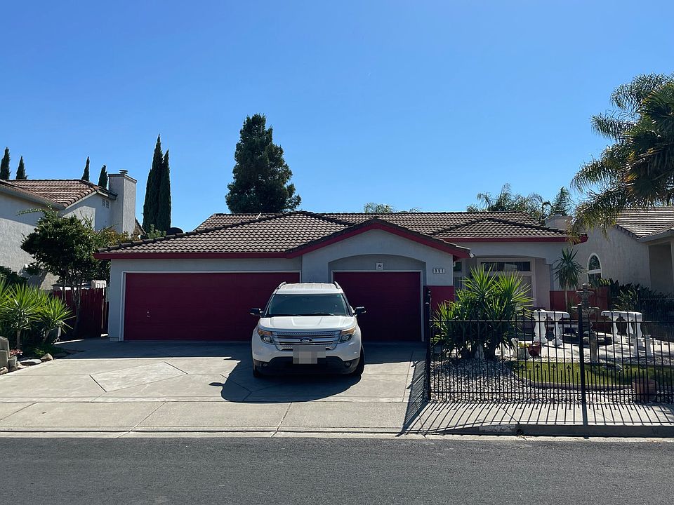 1st image of 951 Topaz Cir