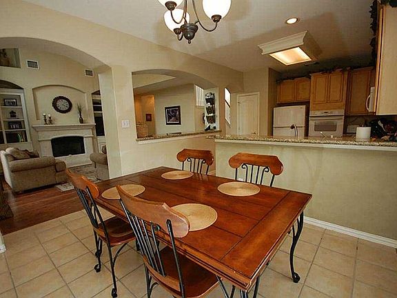 3rd image of 2403 Creeks Edge Dr