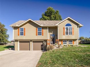 804 Southbrook Pkwy, Kearney, MO 64060