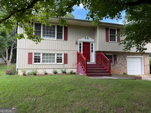 8472 Sheridan Dr, Jonesboro, GA 30236