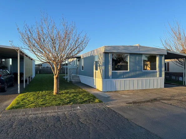 2177 Appaloosa Ln, Arcata, CA 95521