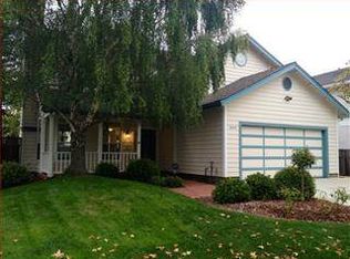 1644 Beacon Hill Dr, Salinas, CA 93906