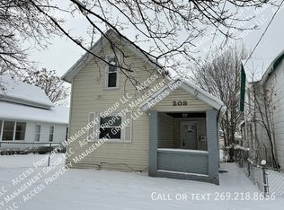 209 Lane Ave SW, Grand Rapids, MI 49504