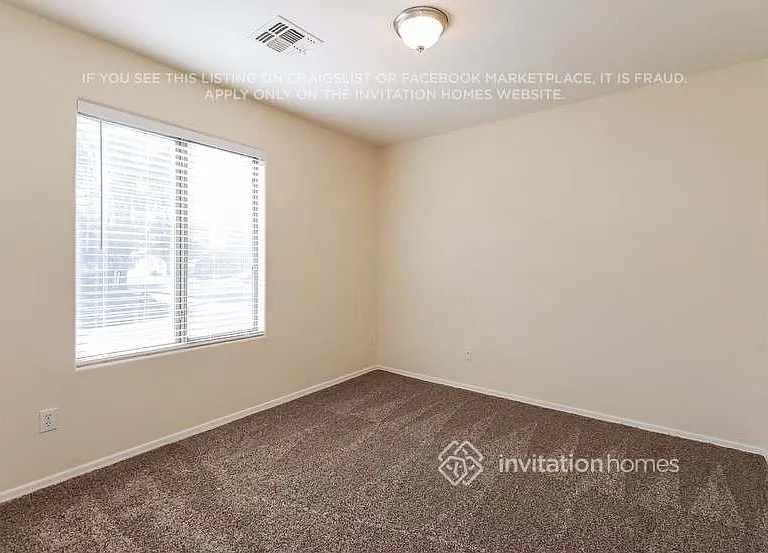 2282 E Meadow Chase Dr — Photo 16