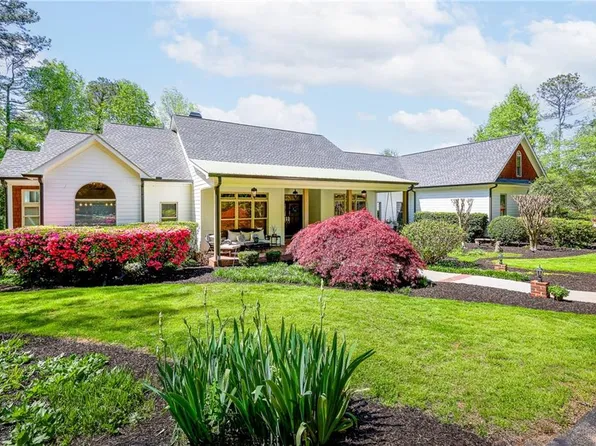 6795 Dawg Rdg, Dawsonville, GA 30534