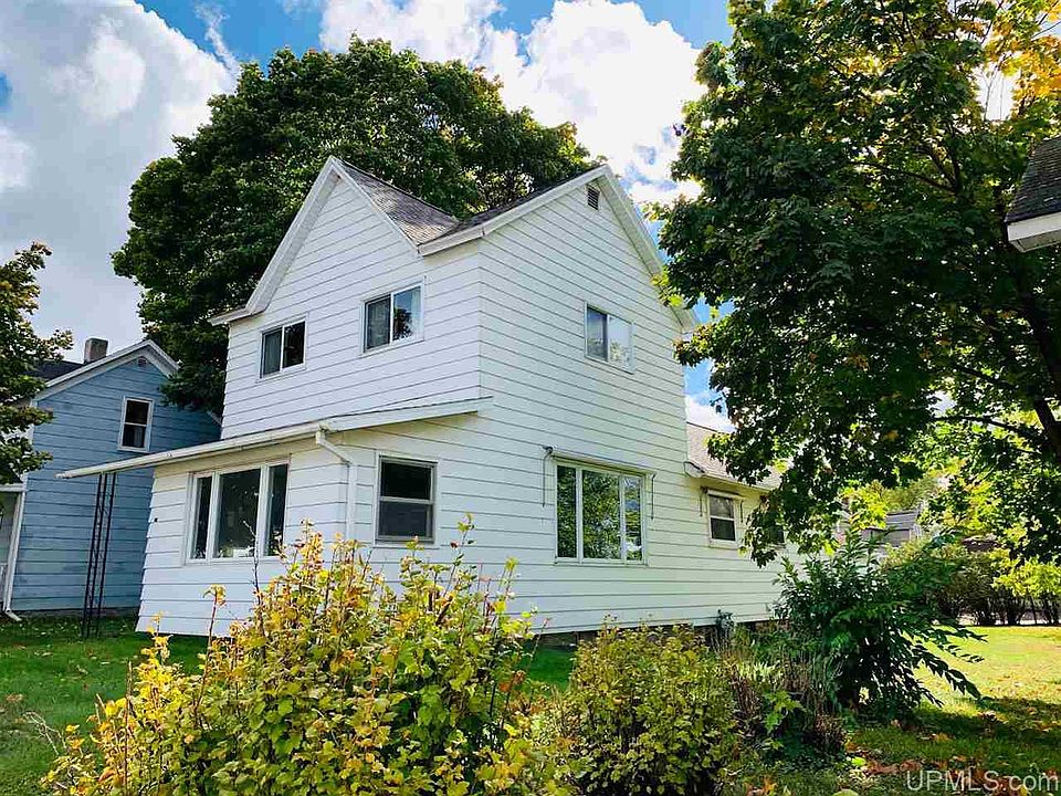 1st image of 117 W D St
