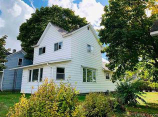 117 W D St, Iron Mountain, MI 49801