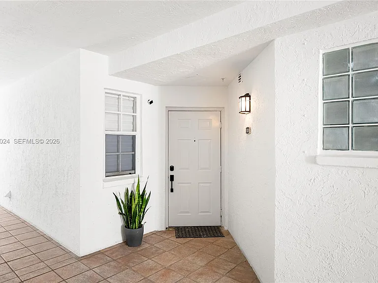 3255 NE 184th St #12101 — Photo 15