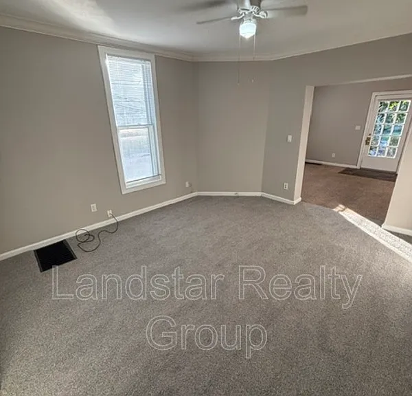 2127 Grinstead Dr #1 — Photo 19