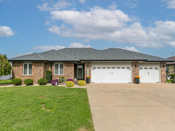 1435 E Wells Street, Bolivar, MO 65613