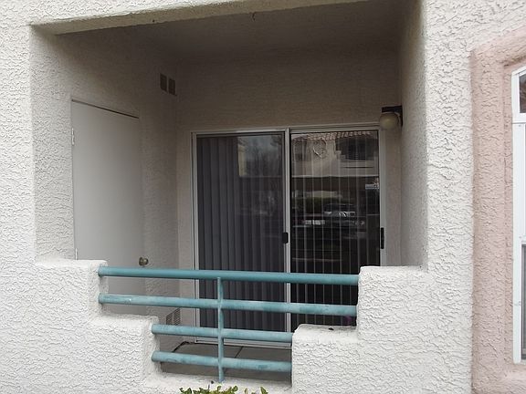 2nd image of 5415 W Harmon Ave Unit 1032