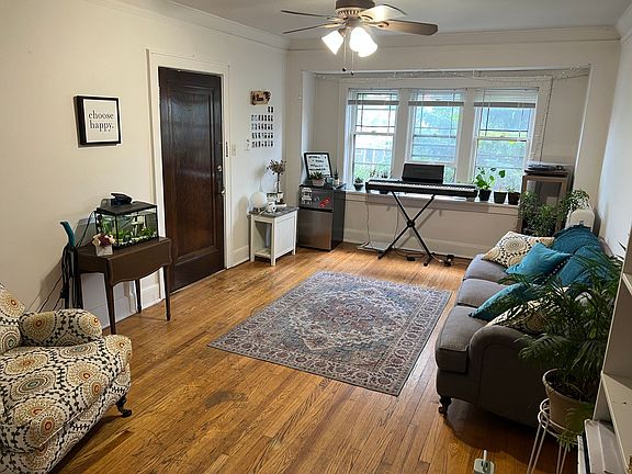 2nd image of 1720 E Newport Ave #6