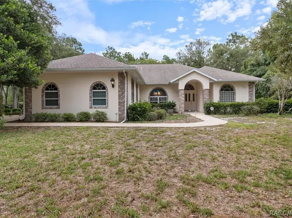 410 E Knightsbridge Pl, Lecanto, FL 34461