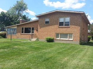 2201 Liverpool Ln, Louisville, KY 40218