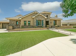 2245 E Crescent Way, Gilbert, AZ 85298
