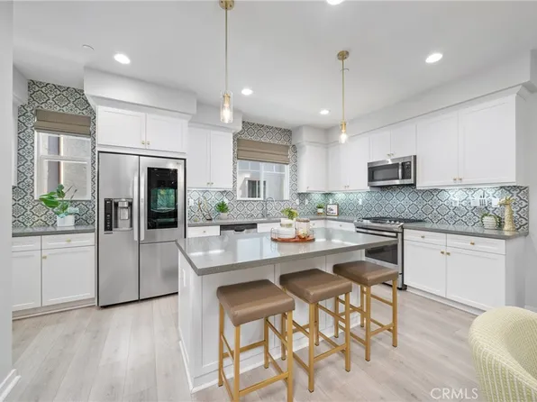 408 Parkland Ct, Tustin, CA 92780