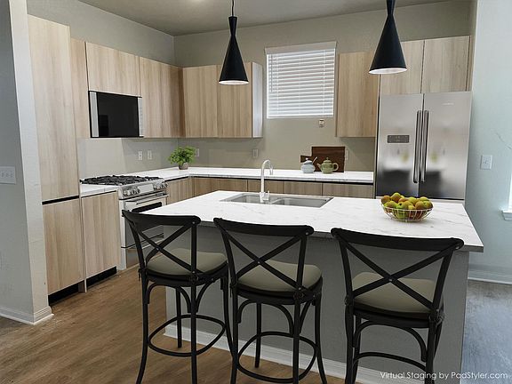 3rd image of 17000 Bissonnet St #334