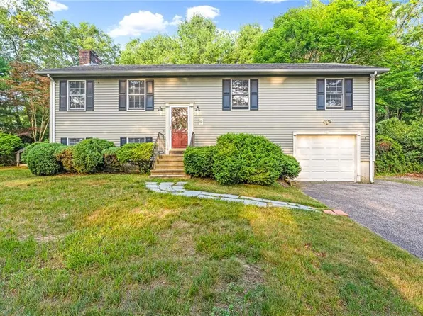 590 Shannock Rd, South Kingstown, RI 02879