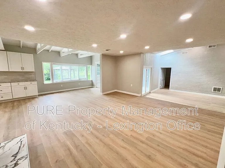 3520 Combs Ferry Rd — Photo 5