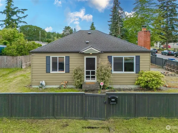 3270 S 74th Street, Tacoma, WA 98409