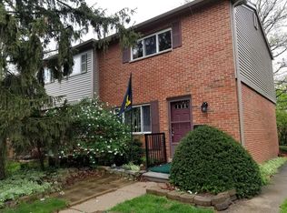 3323 Williamsburg Rd, Ann Arbor, MI 48108