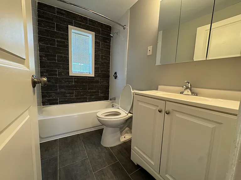 135 S Marshall St #141-B2 — Photo 5