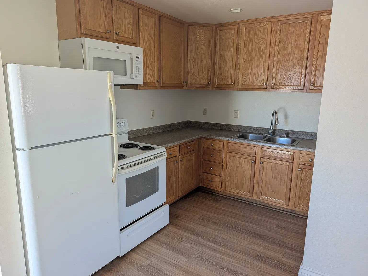 1 bed, 500 sqft, $1,950 — Photo 1