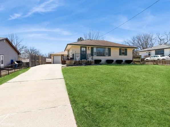 3013 E Douglas Ave, Des Moines, IA 50317