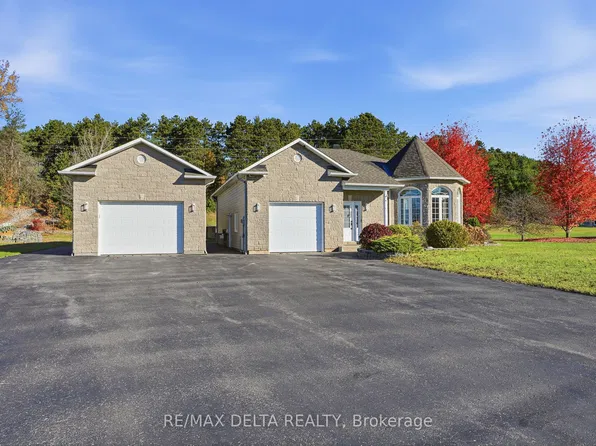 2057 Lemery St, Clarence Rockland, ON K0A 1E0