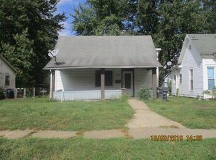 824 W 1st St, Anderson, IN 46016
