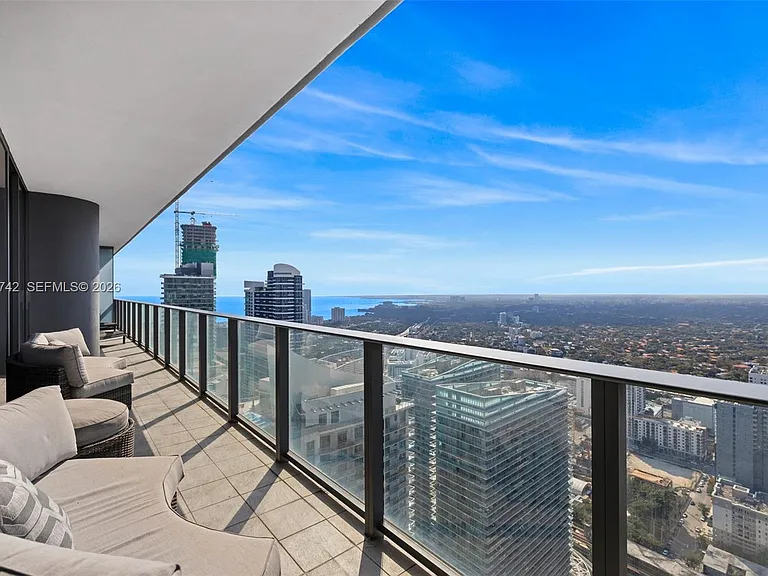 1000 Brickell Plz #Penthouse 5304 — Photo 49