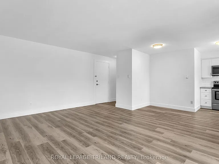 104 Devonshire Ave #305 — Photo 11
