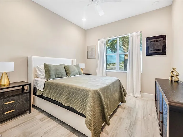 11453 Jacaranda Dr — Photo 18