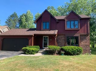 846 Robin Rd, Amherst, NY 14228