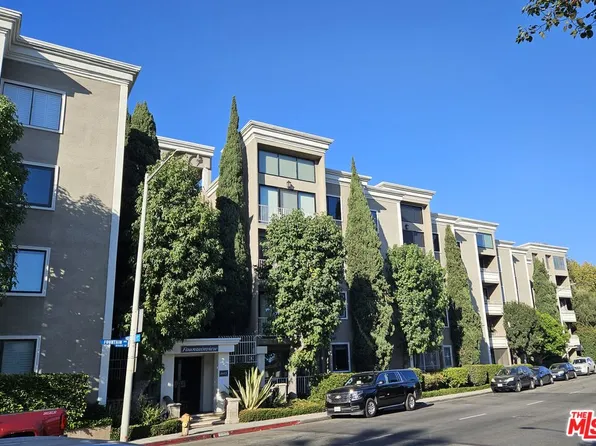8455 Fountain Ave Unit 303, West Hollywood, CA 90069