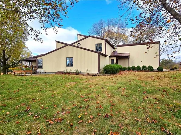 2294 Cavalry Rd, Garland, KS 66741