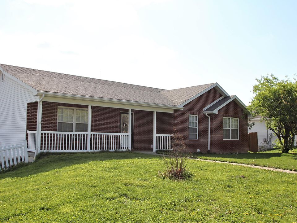 1st image of 1901 Rolling Hills Dr